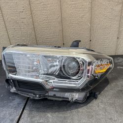 2016 2017 2018 2019 2020 2021 2022 2023 TOYOTA TACOMA LEFT SIDE HEADLIGHT OEM USED 