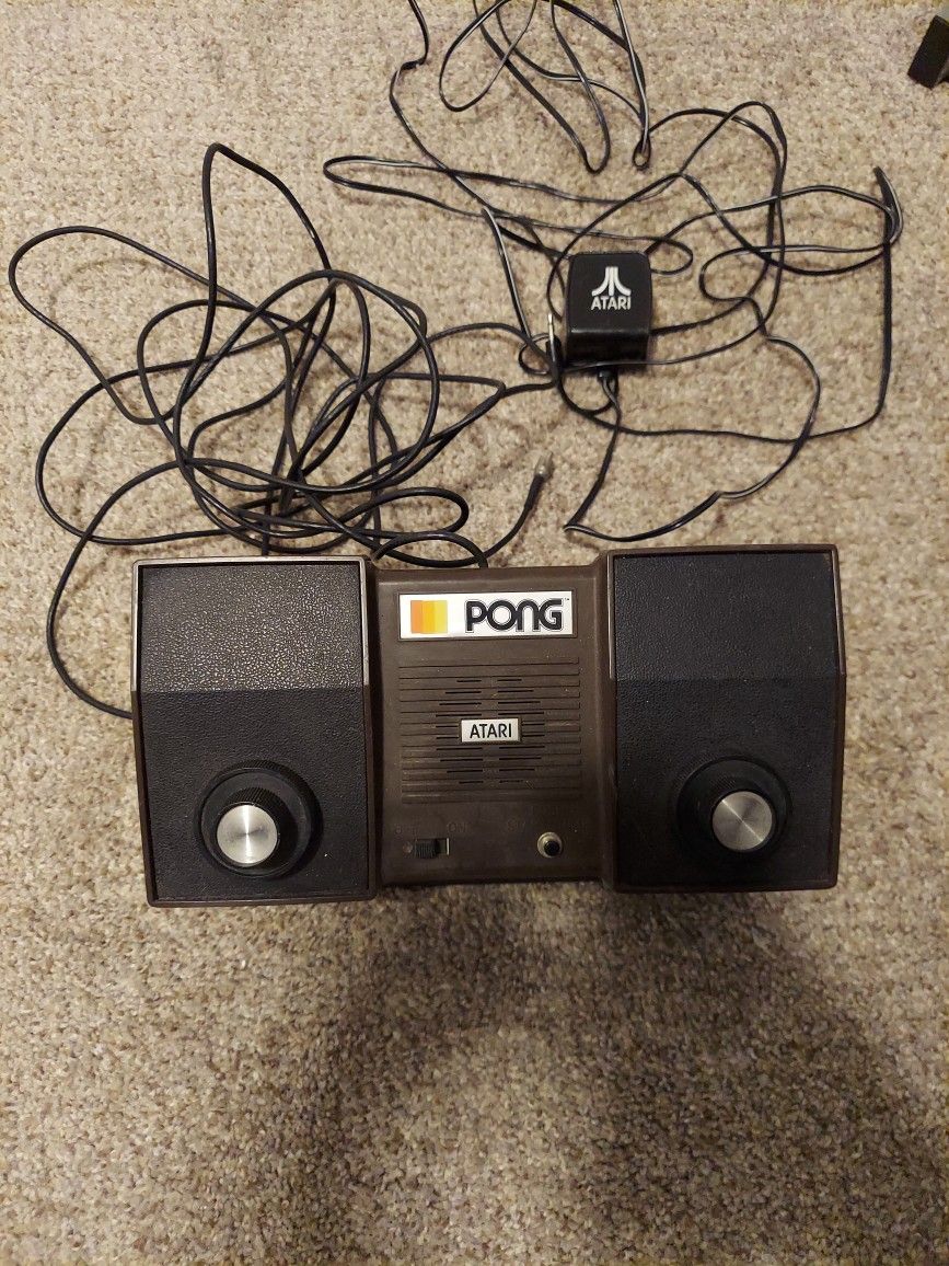 Vintage Atari Pong