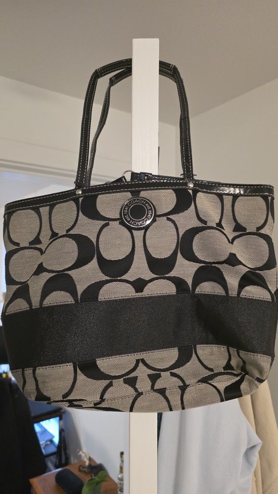 Authentic Coach Signature Stripe Tote
