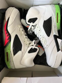 Jordan 5 Retro Poison Green Size 9