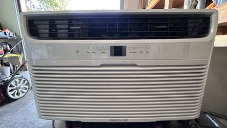 Window A/C unit 8,000BTU/h