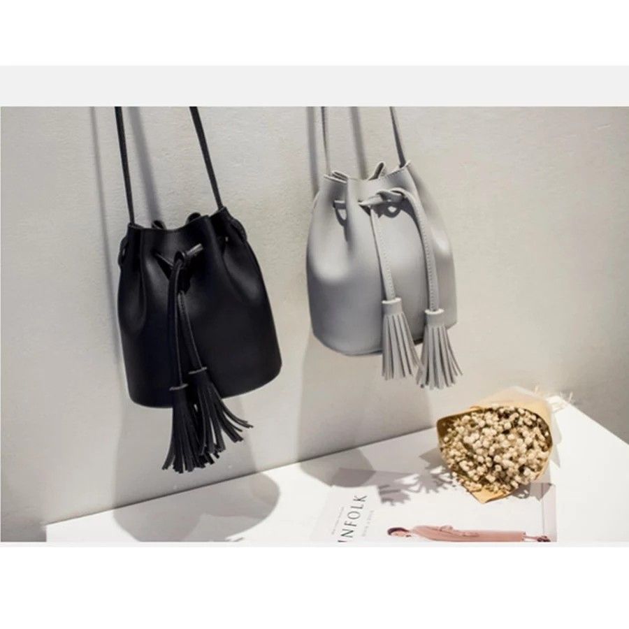 Vintage Style Small Women Tassel Bucket Bag For Luxury Handbags Women Shoulder Bags Designer Girls Drawstring Messenger Crossbody Bag