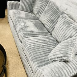 Stunning Stylish Cozy Couch