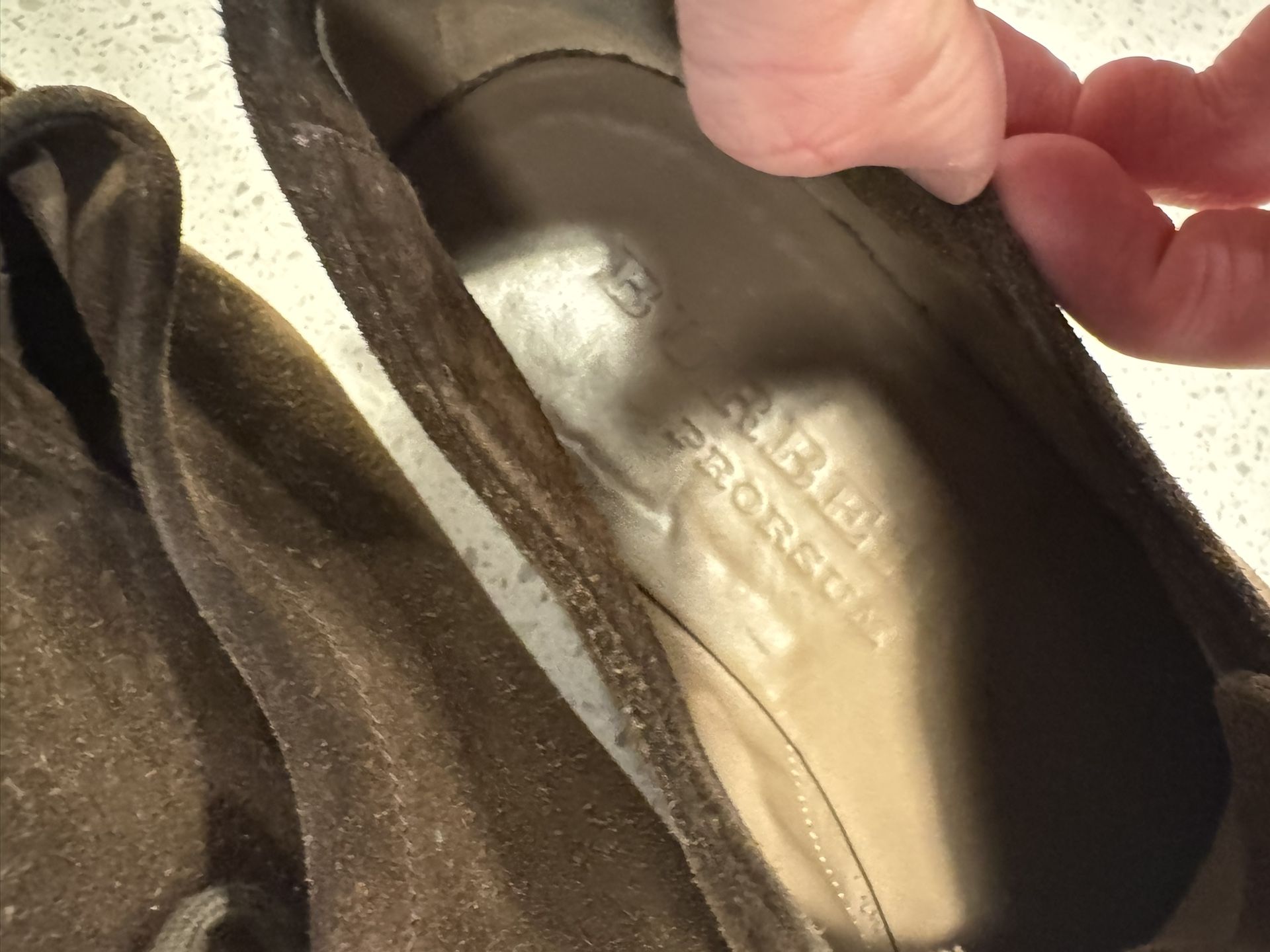 Burberry Men Size 9(42) Prosum Brown Suede Tobias Loafers Burberry Suede Tassel Loafers Men size 40 US 7 Womens US 9.5  main image 4