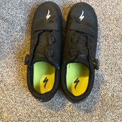 Cycle Shoes 