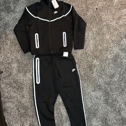 Reflective Nike Tech 