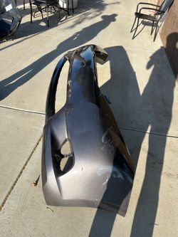 Toyota sienna 2011 and 2012 and 2013 and 2014 and 2015 and 2016 and 2017 front bumper