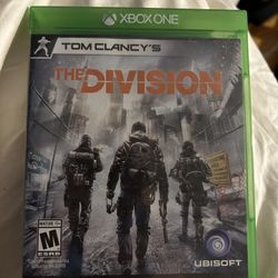 Tom Clancy The Division And GTA 5 Xbox One 