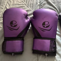 A Variety Of Boxing Gloves-Various Colors And Styles. 25+ Available.