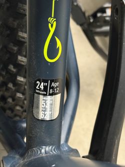 Diamondback Hook 24 Youth Mountain Bike — Fully Upgraded — $550