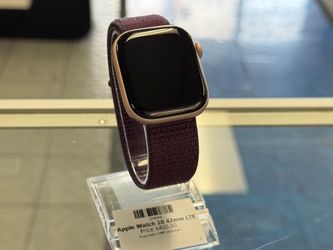 Apple Watch 10 42mm LTE  Pre-owned
