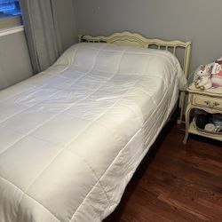 Bedroom Set (Full Size Bed Solid Brazilian bamboo Wood) 