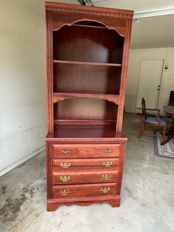 Broyhill 4 drawer chest with matching bookcase hutch