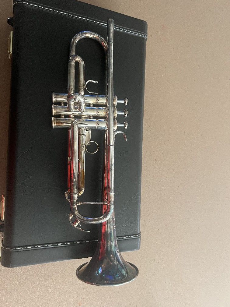 Very New Like Allegro trumpet