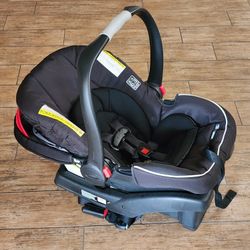 Graco Click Connect Carseat