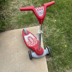 Scooter Kids. (ages 2 To 6 ) Qty (6)  $15 To $18