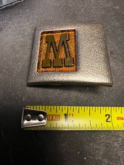 Very Vintage-Lee belt buckle with a M or W