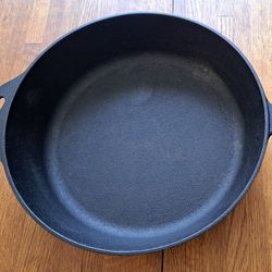 Cooklife 10" deep cast iron skillet