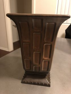 Decorative vase