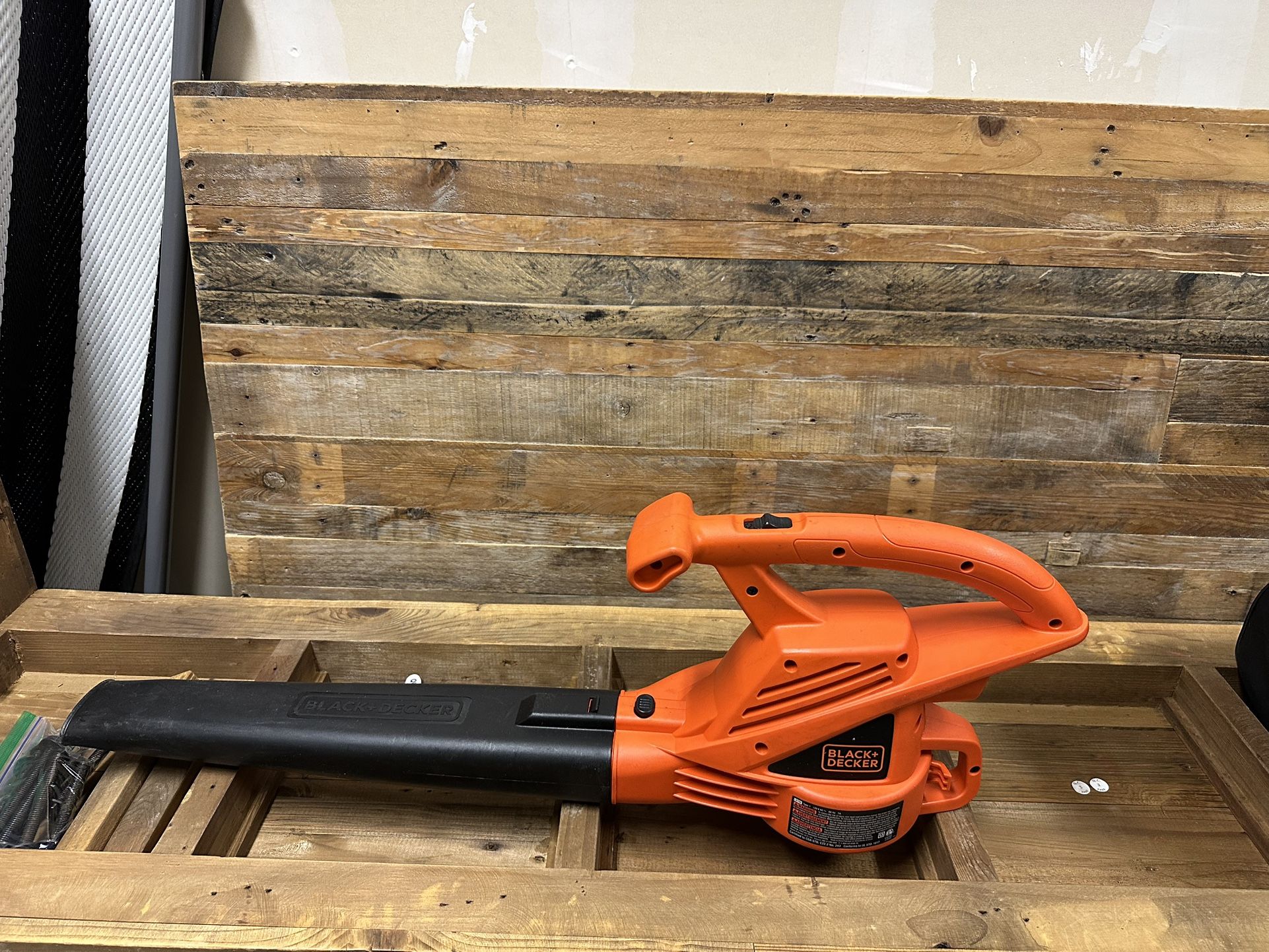 Black And Decker Leaf Blower