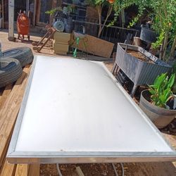 Extra large skylight In Ceiling light In Very Good Condition 