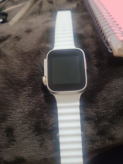 Apple watch series 9 (white)