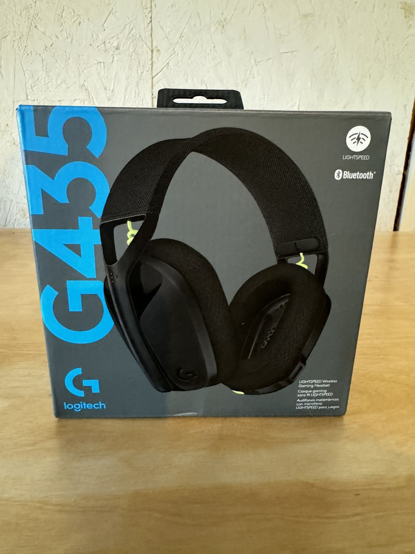 Brand New Logitech G435 gaming Headset