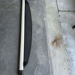 retractable cargo cover