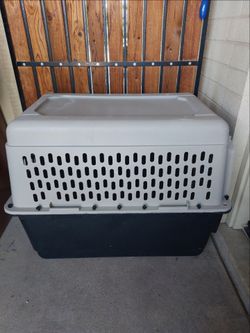 Large pet crate