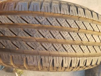 MICHELIN 255/70/18 ONLY ONE TIRE