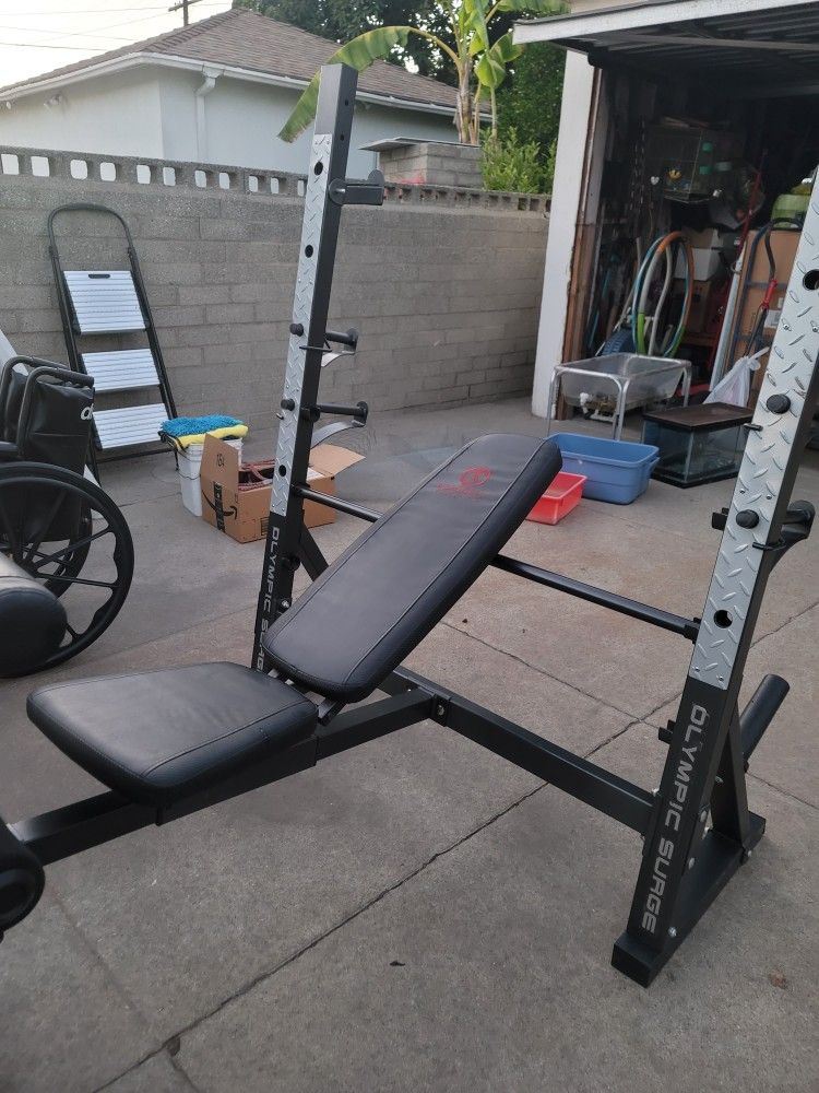 Marcy Bench Press With Leg Extention