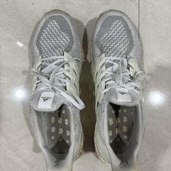 White And Grey Ultraboost Men’s Size 15