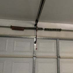 Broken Garage Door Spring Replace 