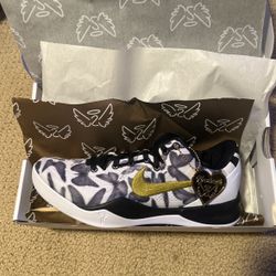 Nike Kobe 8 VIII PROTOTYPE Mambacita 8.5