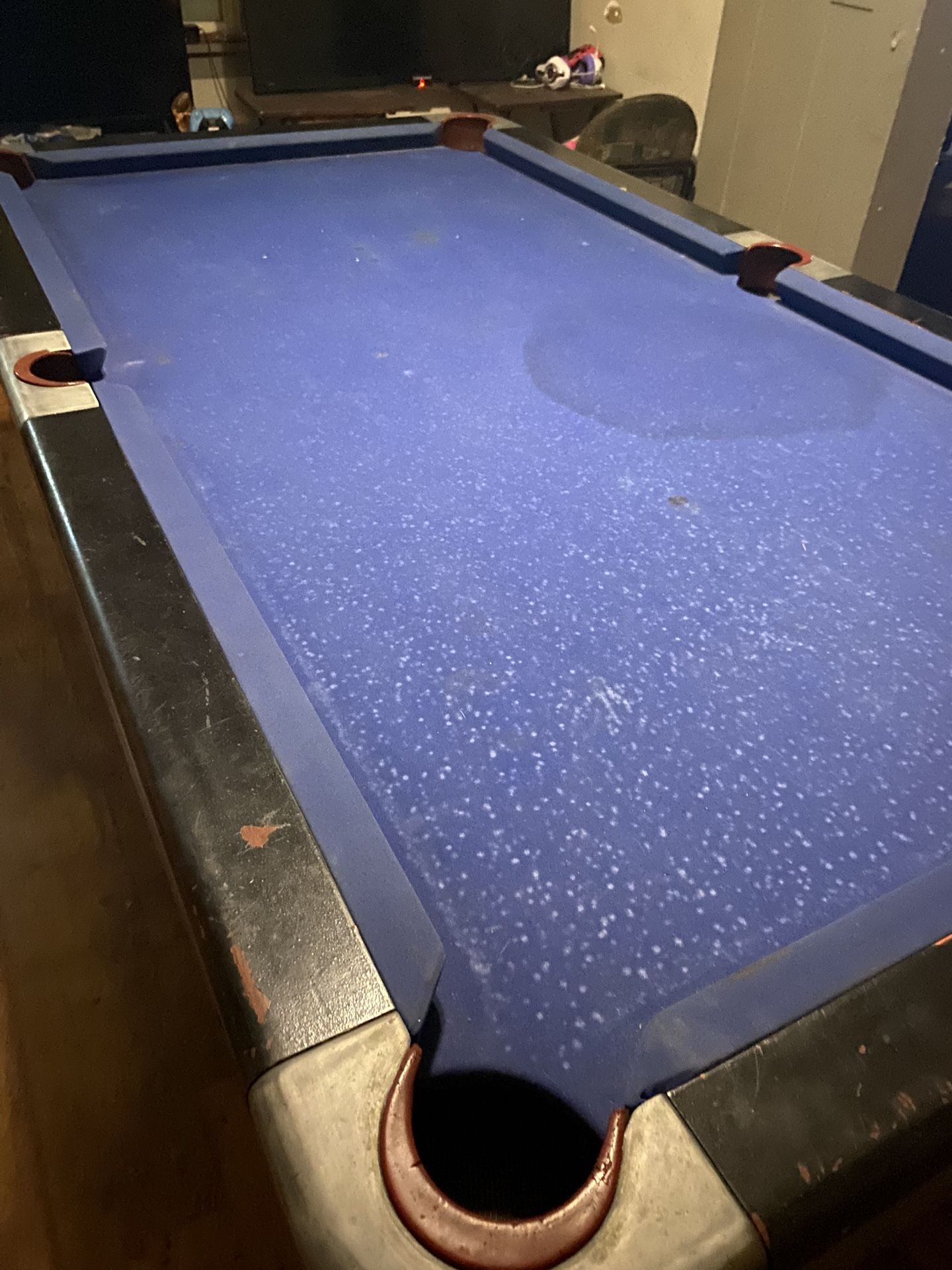 Old Sxhool Pool Table