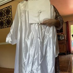 White Cap And Gown For Women 5ft 2in