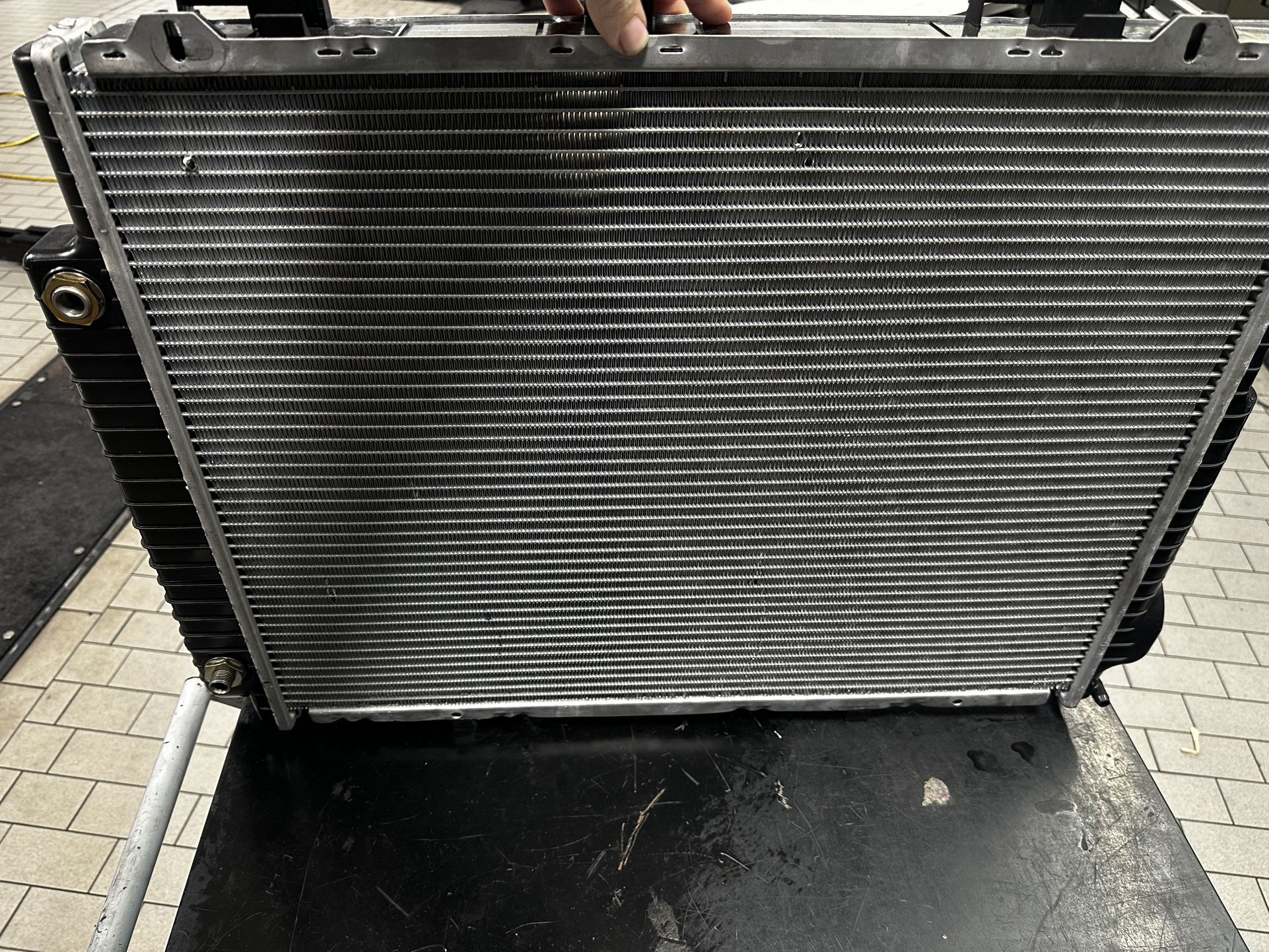 2000–2002 Mercedes-Benz E 55 radiator new