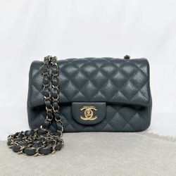 Beautiful Women Handbag 