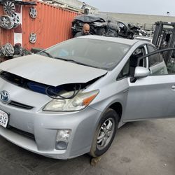 2011 Toyota Prius for parts