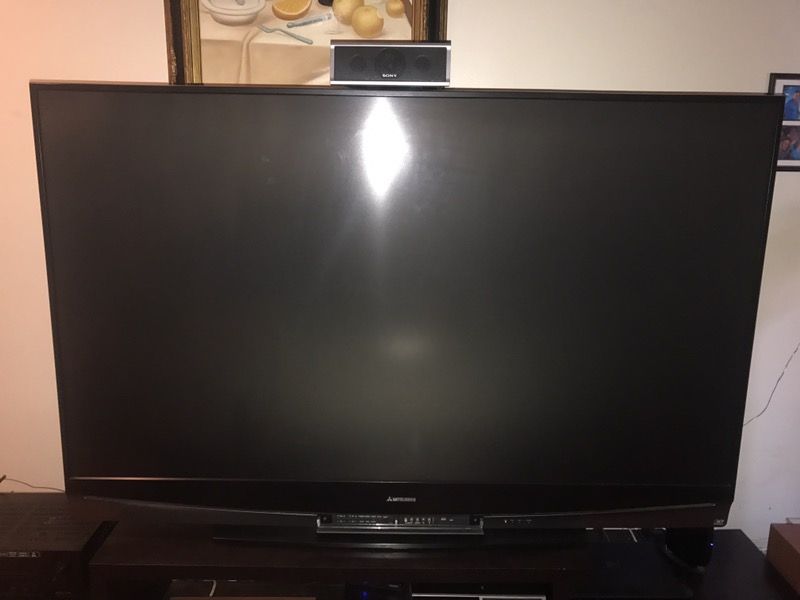72 inch Mitsubishi plasma tv (needs bulb) $350