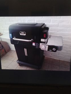 New Ninja Woodfire Flexflame plus BBQ 5 in 1 propane, pellet & electric grill, smoker & roaster
