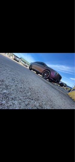 Drives good got 75,00 mileage got to 15 loudspeakers brand new seats nothing messed up