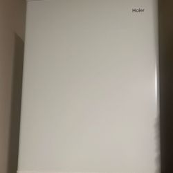 Compact Mini Fridge Refrigerator Door Energy Freezer