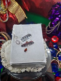 925 Sterling Silver Friend & Dream Necklace With Authentic Garnet 'Choice 