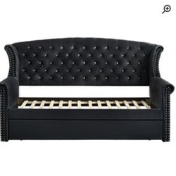 Thame Upholstered Daybed with Trundle