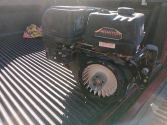 PREDETOR 15 HP ENGINE WITH CEMENT MIXER CLUTCH