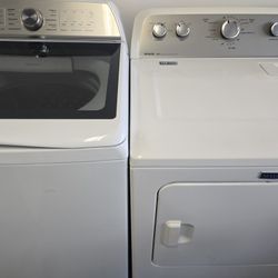 WHIRPOOL  WASHER AND DRYER SET 