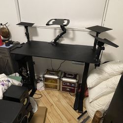 47”in Stand up Desk W/ Speaker Stands, Laptop Stand & Power strip 