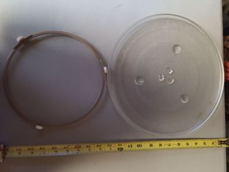 Glass microwave dish
