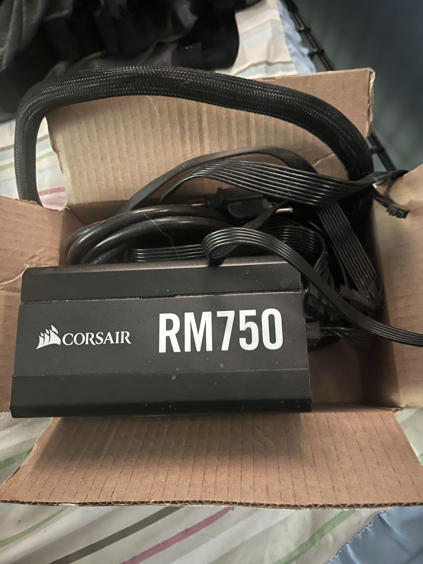 Corsair RM750 PSU